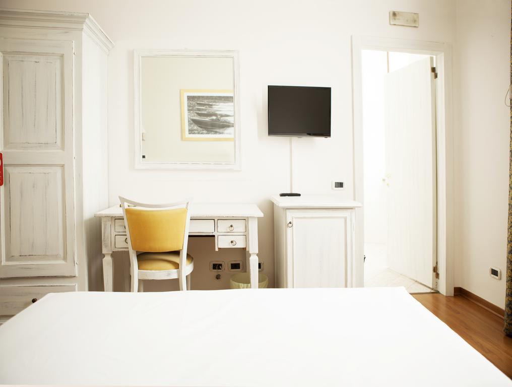 Hotel Sebino Sarnico Eksteriør bilde