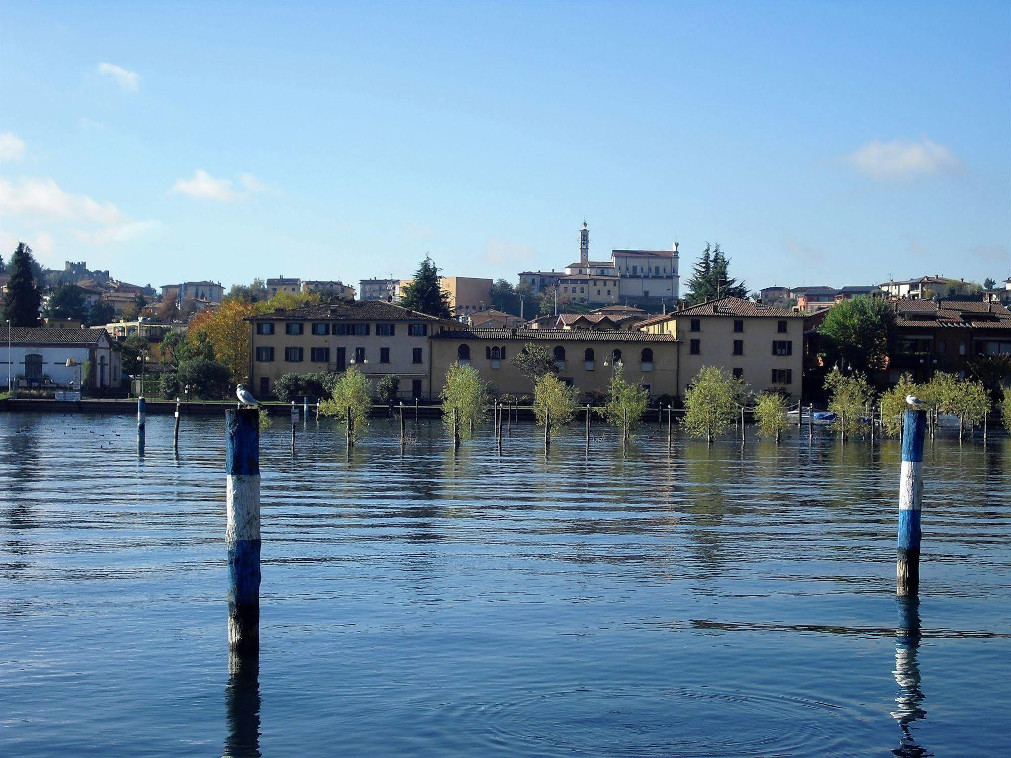 Hotel Sebino Sarnico Eksteriør bilde
