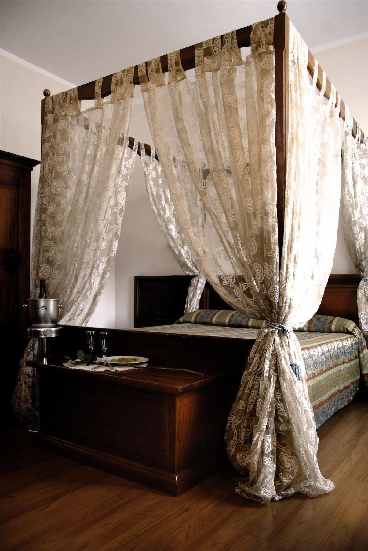 Hotel Sebino Sarnico Eksteriør bilde