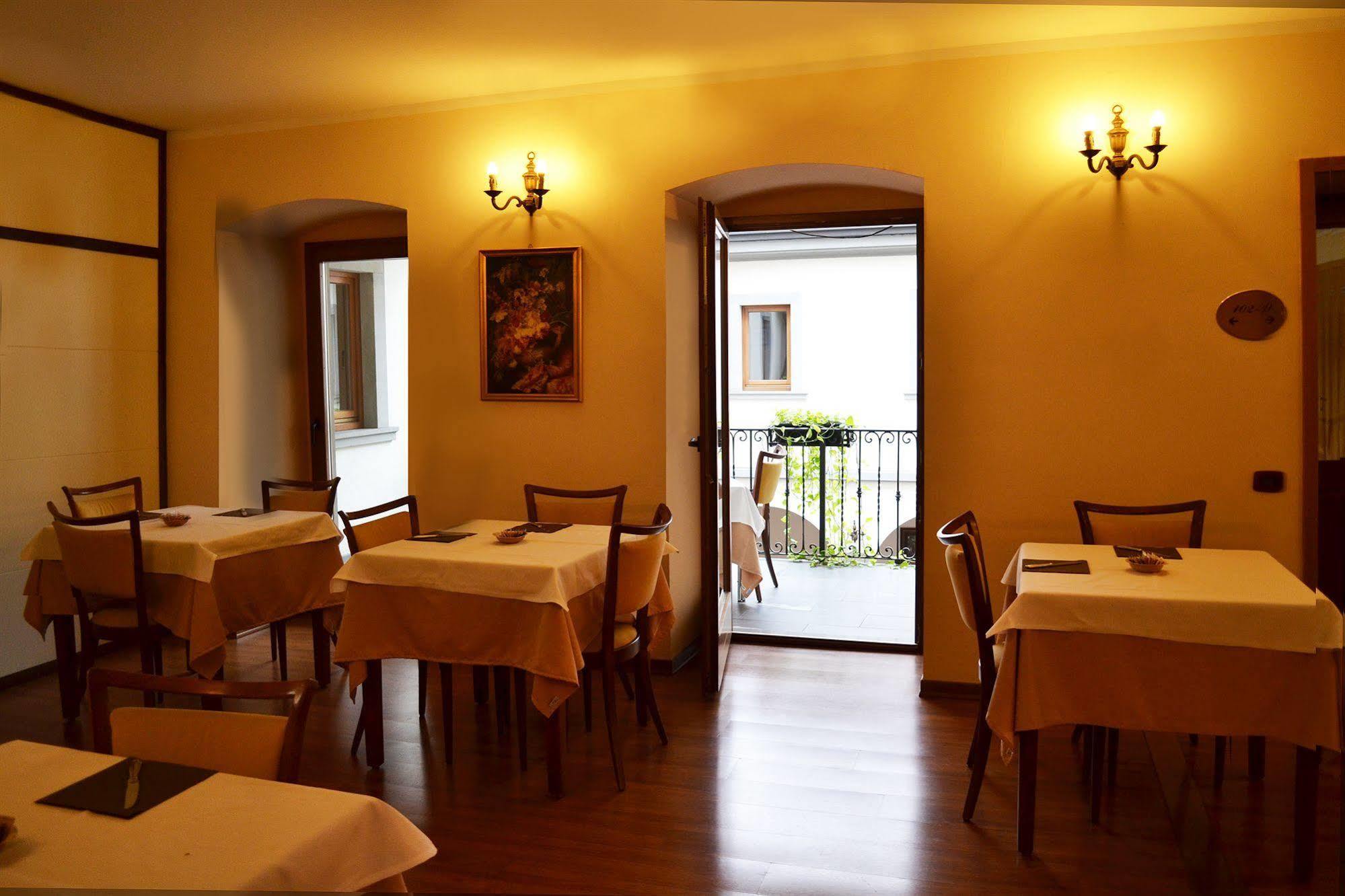 Hotel Sebino Sarnico Eksteriør bilde